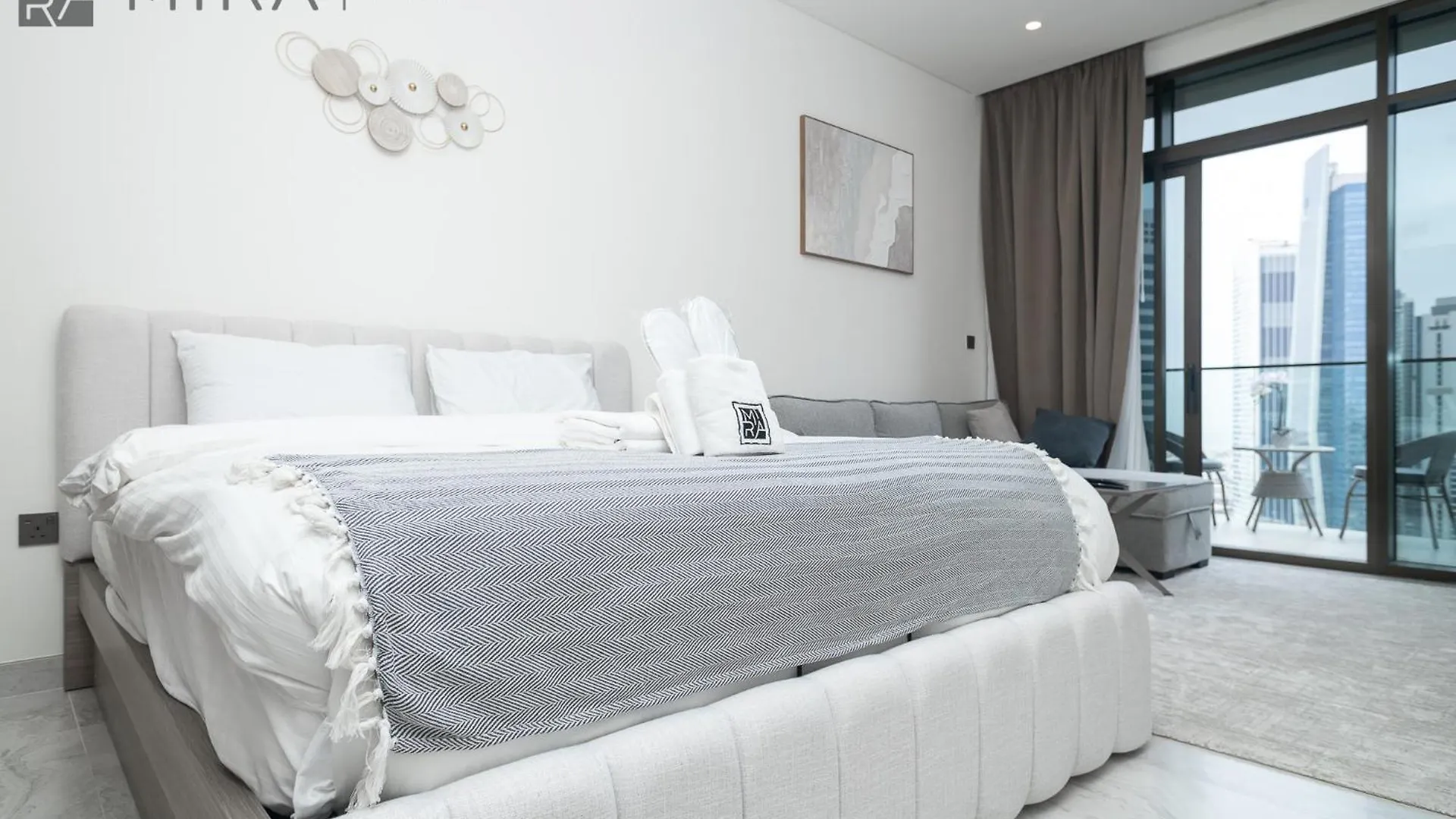 Apartamento Mira Holiday Homes - Newly And Cosy Studio With Balcony In Business Bay Dubái Emiratos Árabes Unidos