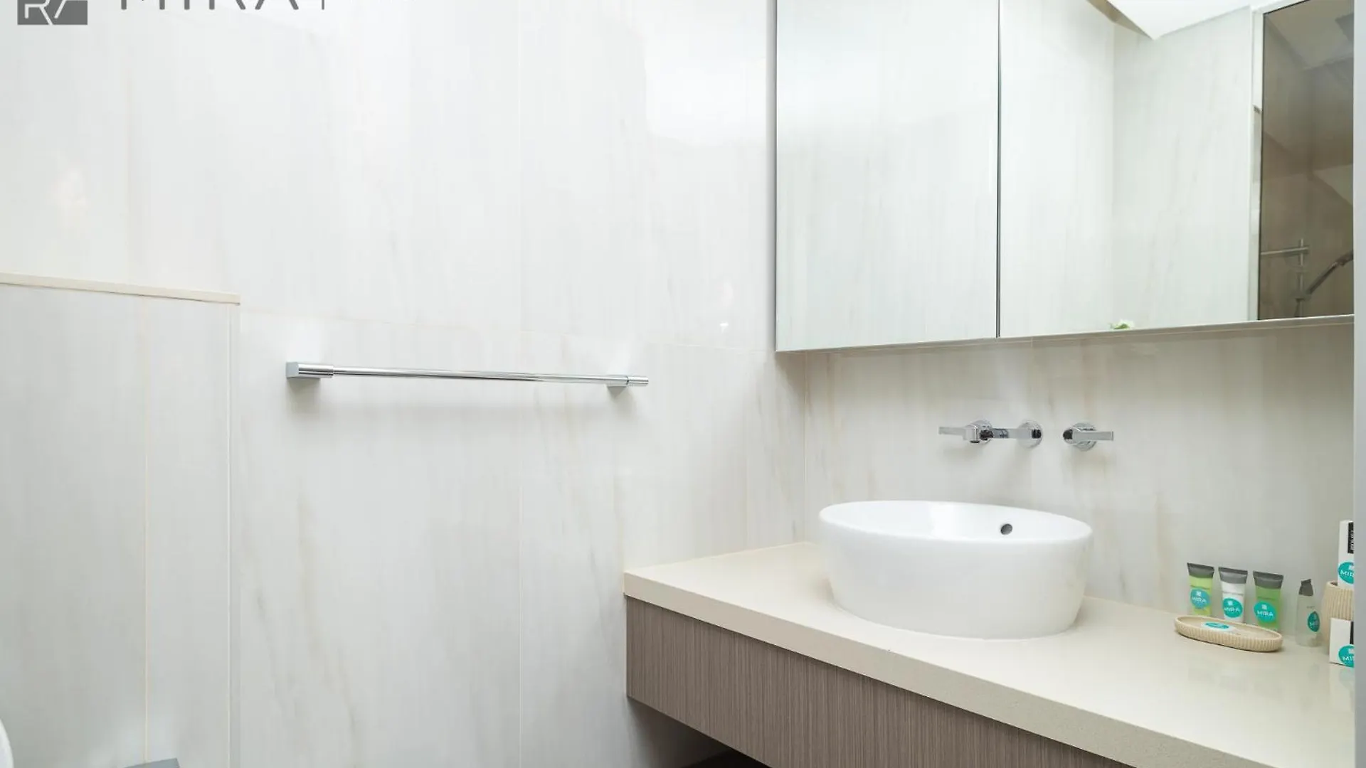 Mira Holiday Homes - Newly And Cosy Studio With Balcony In Business Bay Dubai United Arab Emirates
